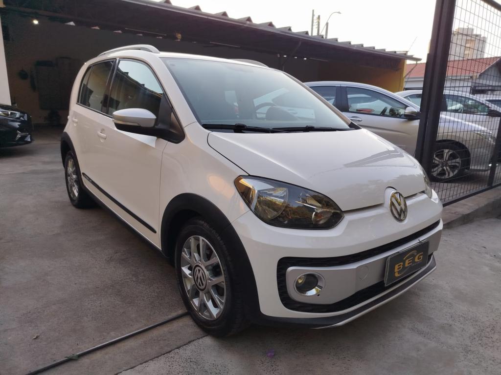 VOLKSWAGEN Cross UP